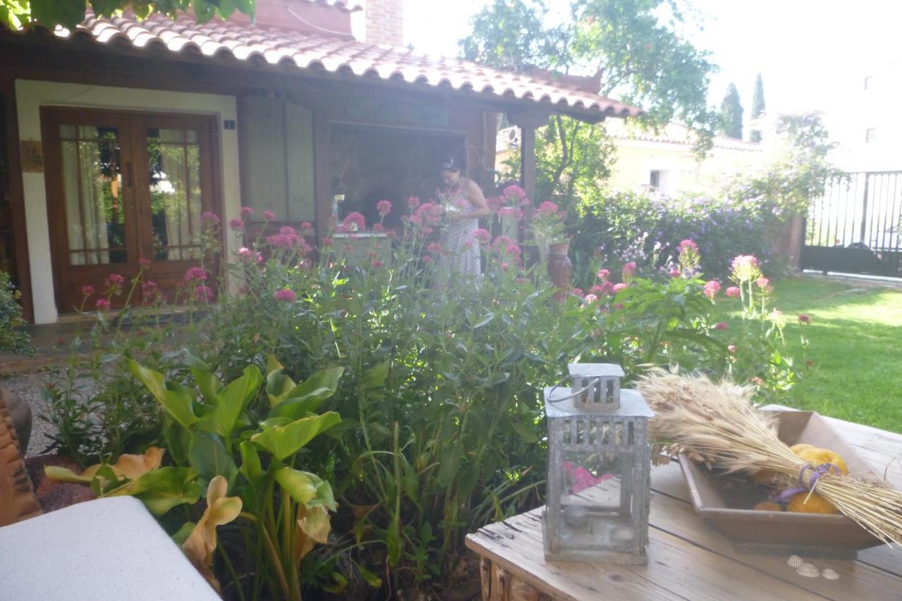 Small Guesthouse In The Garden Amarynthos Luaran gambar