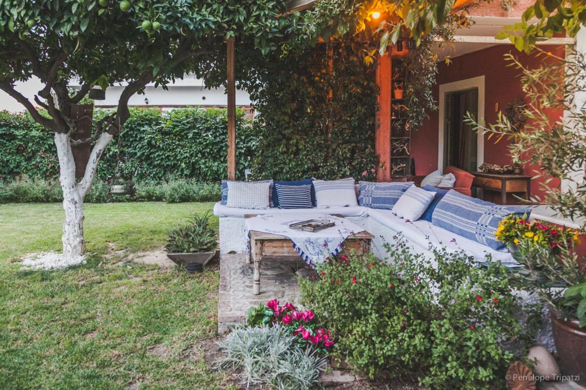 Small Guesthouse In The Garden Amarynthos Luaran gambar
