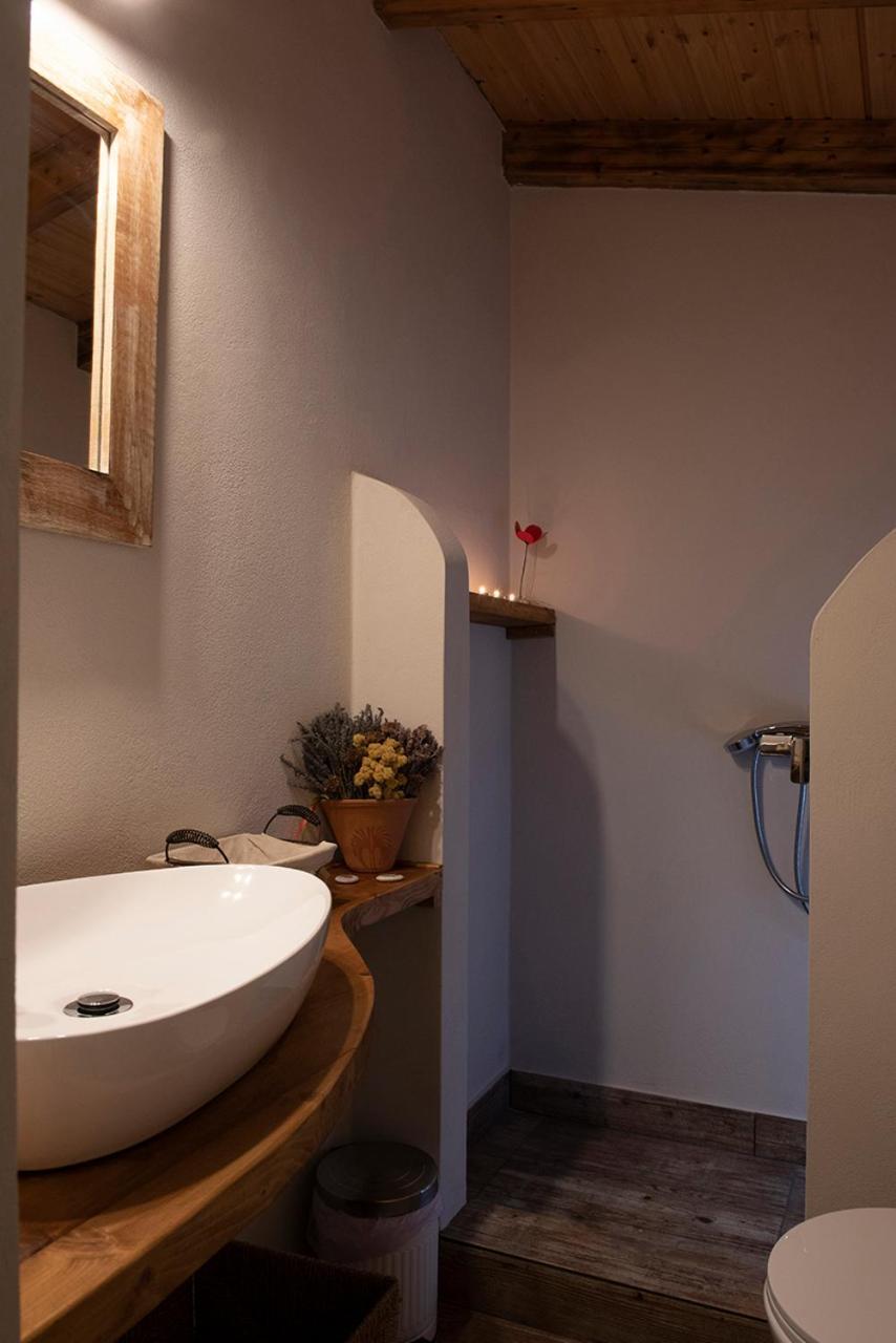 Small Guesthouse In The Garden Amarynthos Luaran gambar